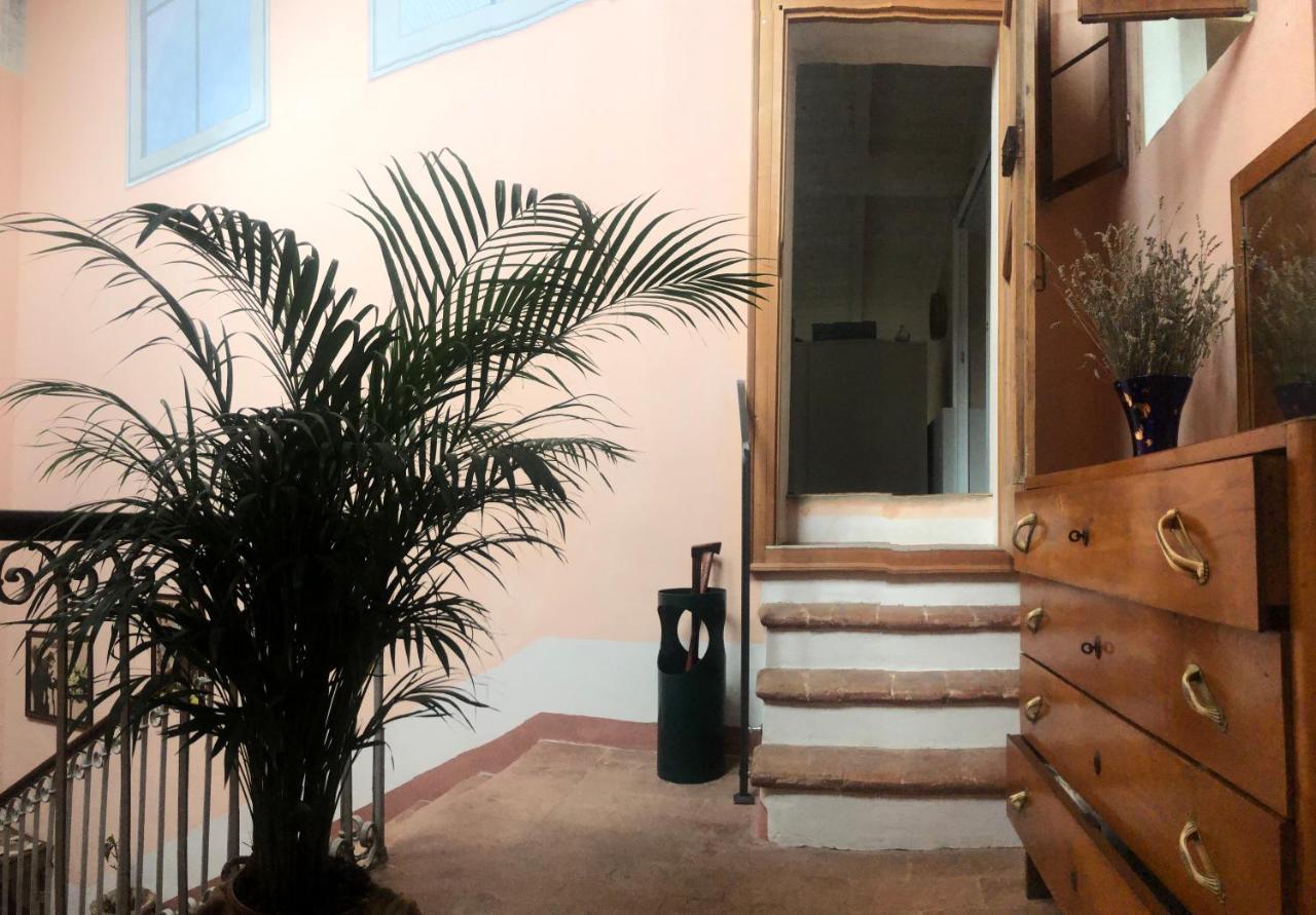 Portale Dei Soli - Room & Breakfast Rolo ภายนอก รูปภาพ